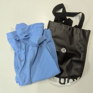 Lululemon Size 4 Dance Studio Aero Blue Cropped